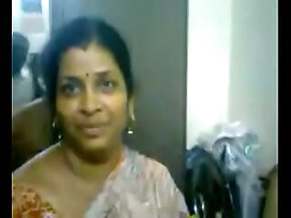 VID-20120716-PV0001-Tenali (IT) Telugu 40 yrs old married torrid and spectacular housewife aunty showing her boobs to her husband sex pornography video