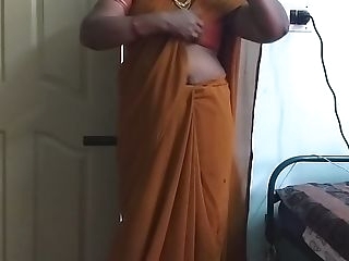 desi  indian horny tamil telugu kannada malayalam hindi cheating wifey wearing saree vanitha showing phat mammories and shaved pussy press hard mammories press nip rubbing pussy masturbation